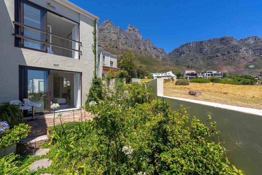 3 Bedroom Property for Sale in Camps Bay Western Cape